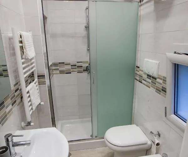 Casa Cavaliere Bed and Breakfast 3*